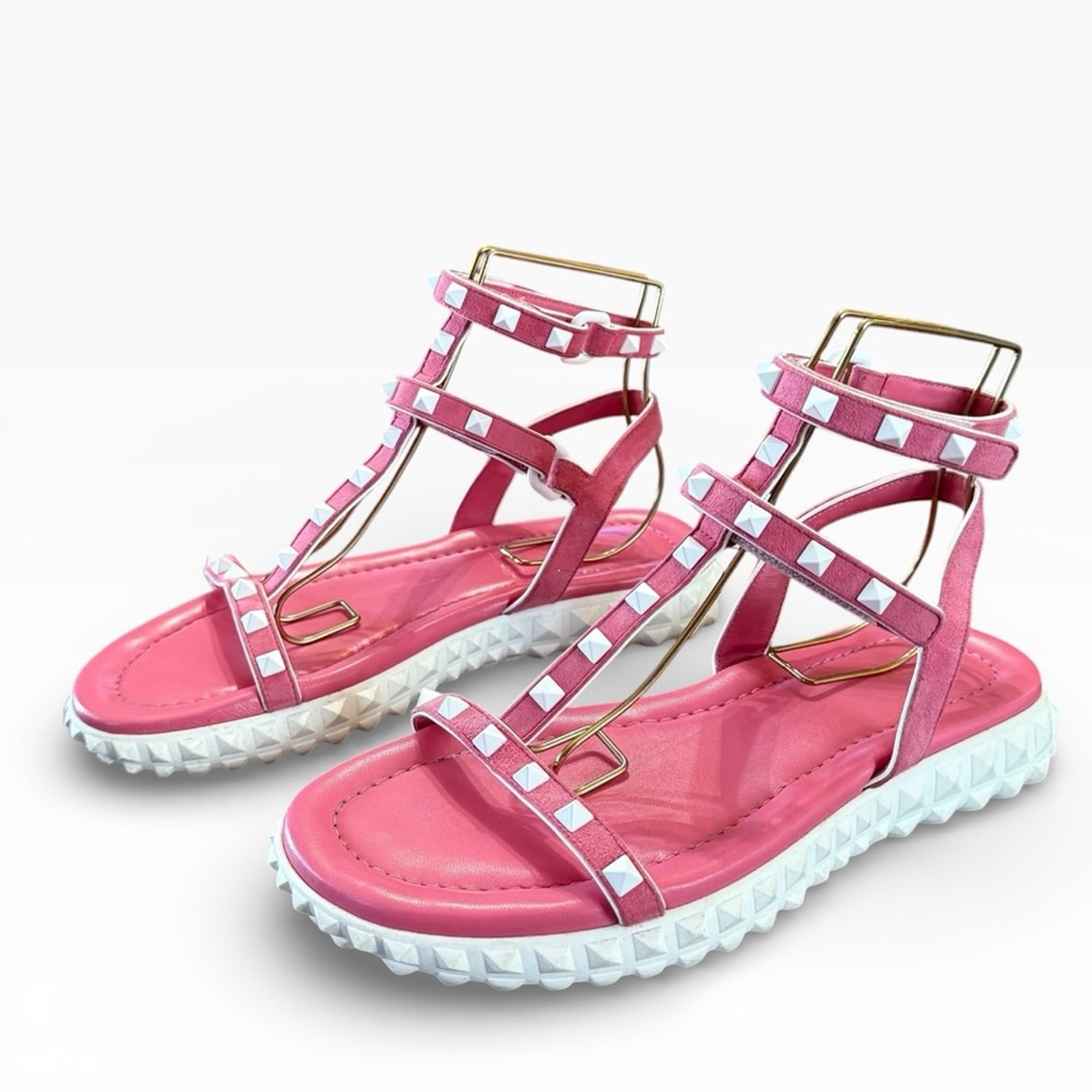 Valentino Garavani Pink Rockstud Suede T-Strap Gladiator Sandals Eu 38.5 Us 8.5